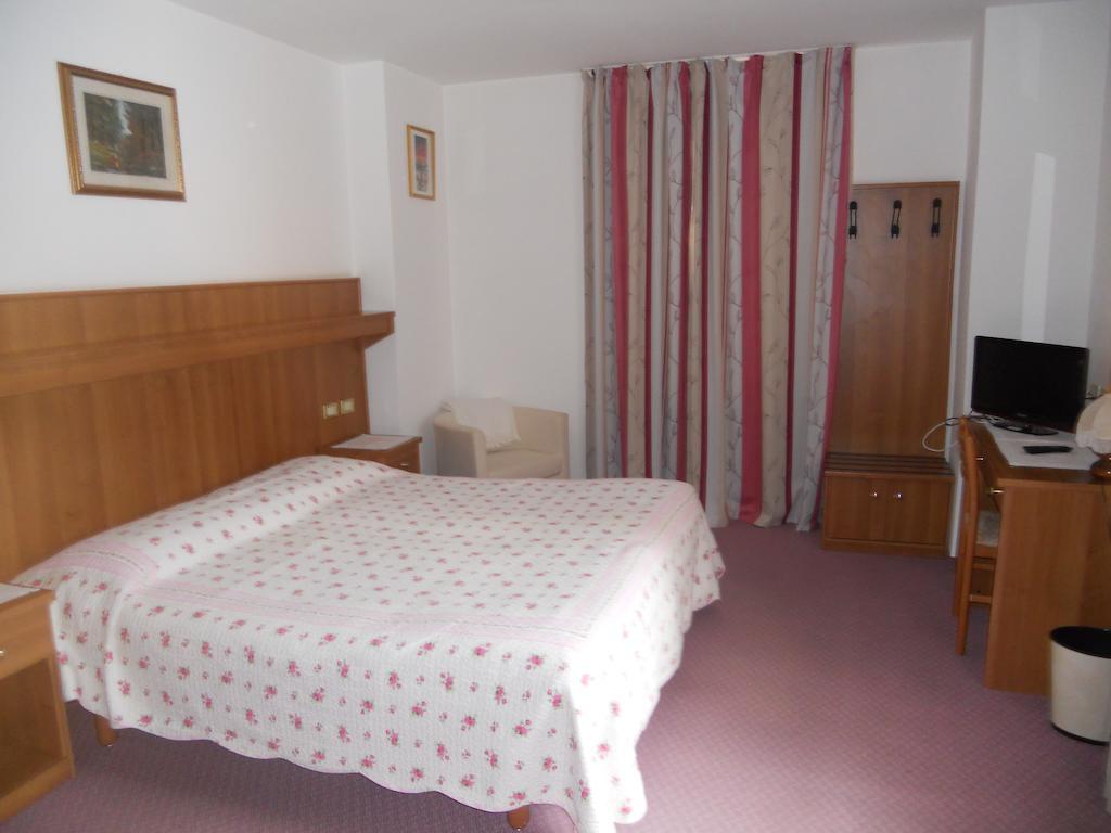 Albergo Alpino Arabba Habitación foto
